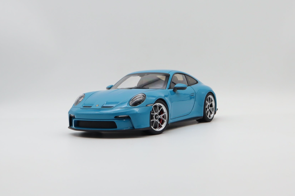 Norev 2021 Porsche 911 992 GT3 Touring Miami Blue w/ Polished Silver Wheels  1:18