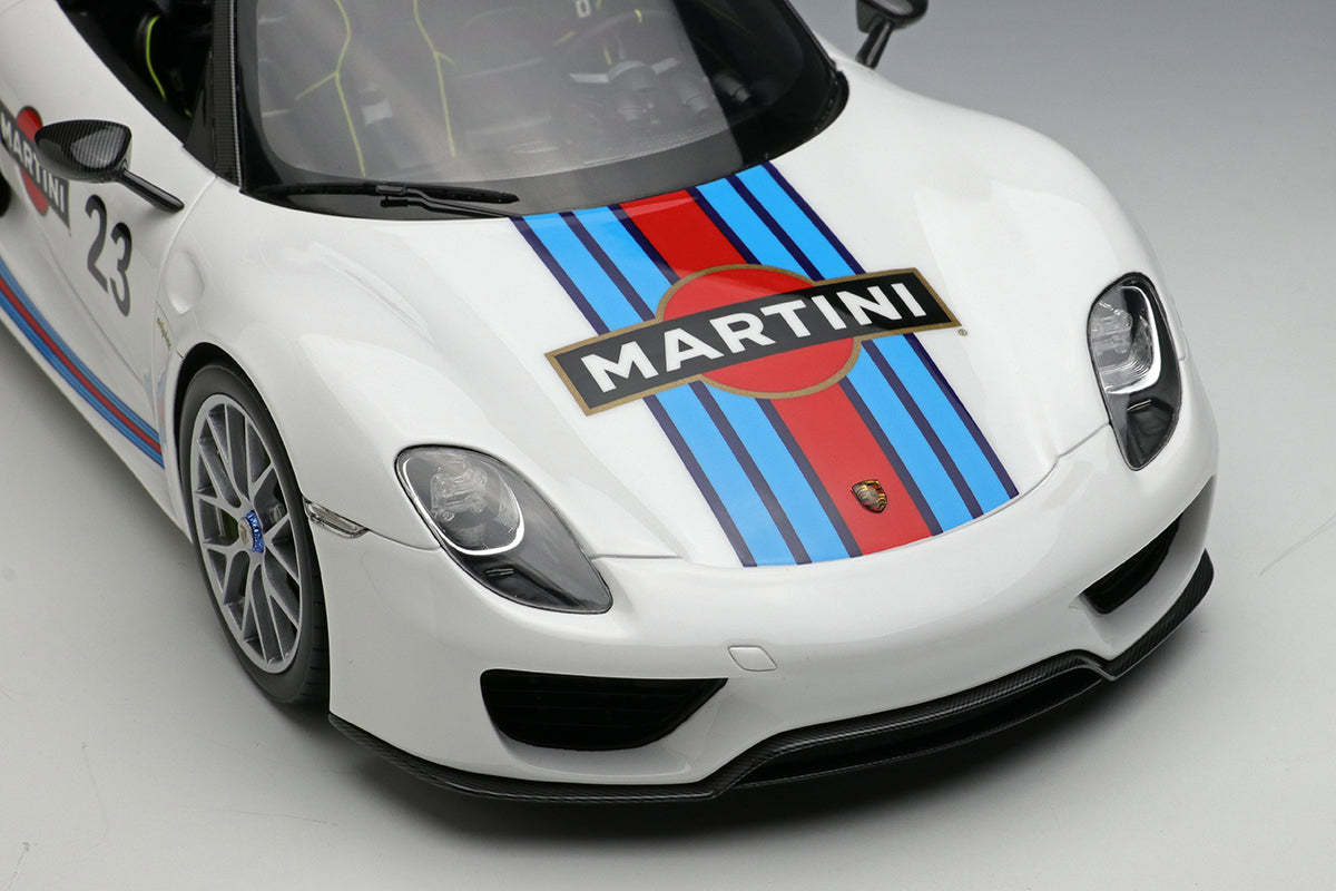 Make Up Co., Ltd / Eidolon 2011 Porsche 918 Spyder Weissach Martini Livery WITH DISPLAY 1:18