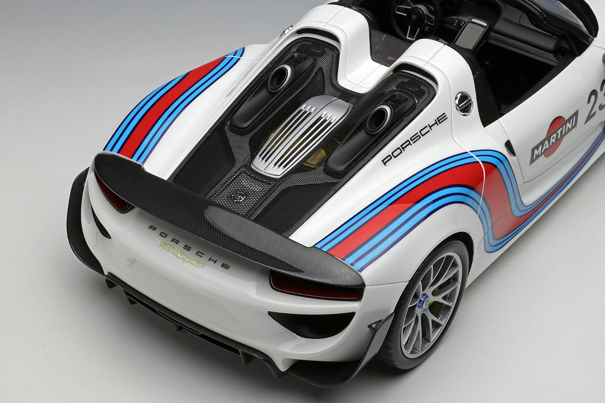 Make Up Co., Ltd / Eidolon 2011 Porsche 918 Spyder Weissach Martini Livery WITH DISPLAY 1:18