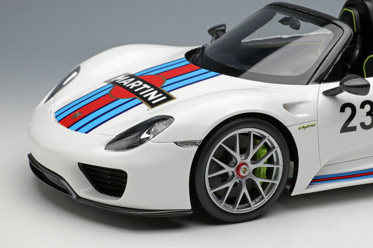 Make Up Co., Ltd / Eidolon 2011 Porsche 918 Spyder Weissach Martini Livery WITH DISPLAY 1:18