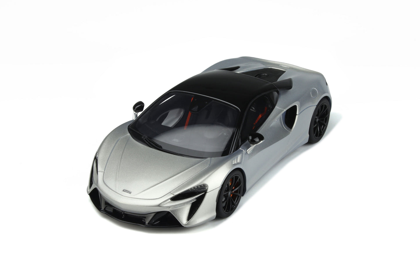 GT Spirit 2021 Mclaren Artura Silver Metallic 1:18 LIMITED, Resin