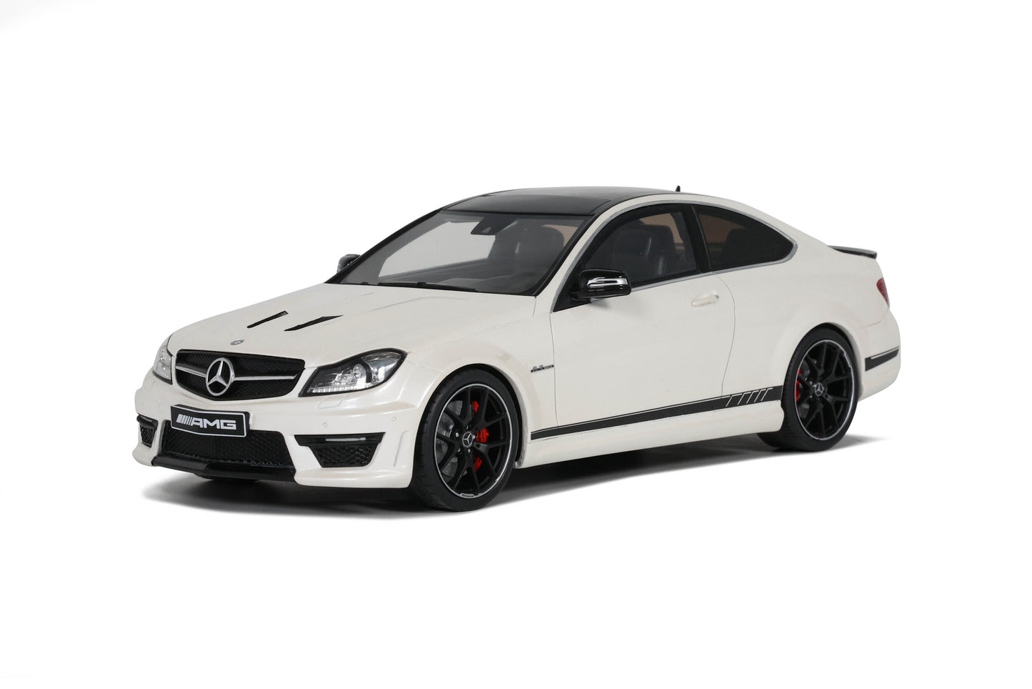 GT Spirit 2013 Mercedes Benz C63 AMG Coupe W204 Edition 507 White 1:18