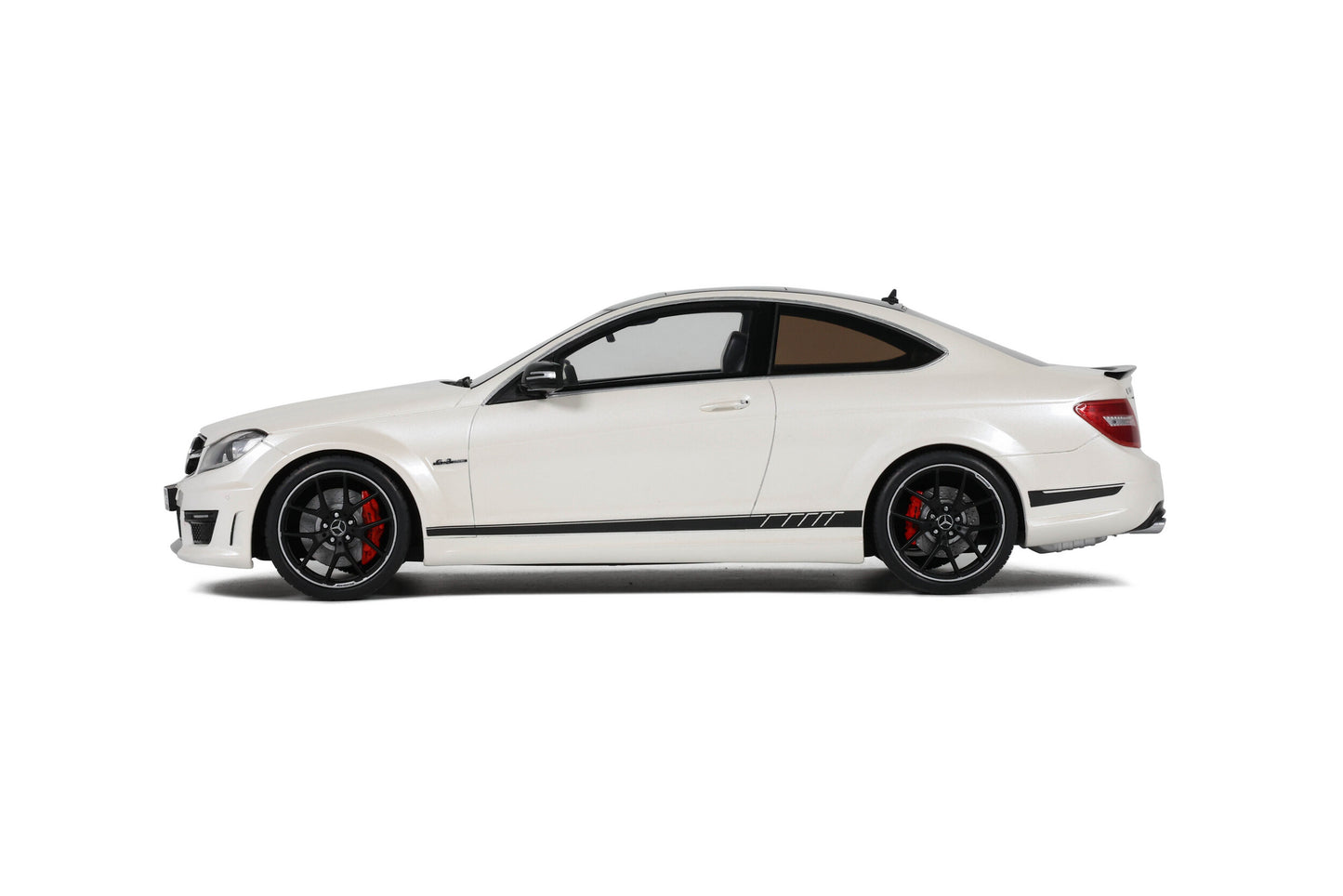 GT Spirit 2013 Mercedes Benz C63 AMG Coupe W204 Edition 507 White 1:18