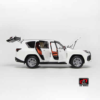 LCD 2024 Lexus LX600 White 1:18