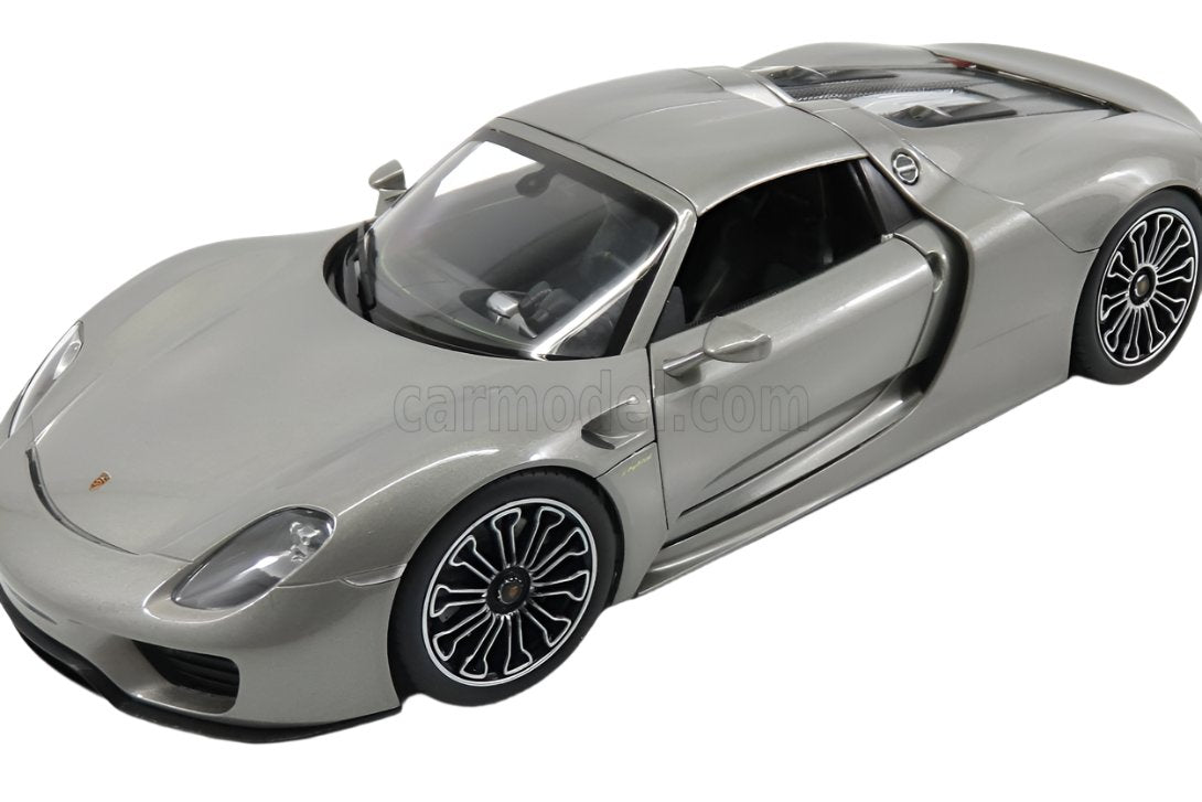 Welly 2015 Porsche 918 Spyder Hardtop (Closed) Grey Metallic 1:18