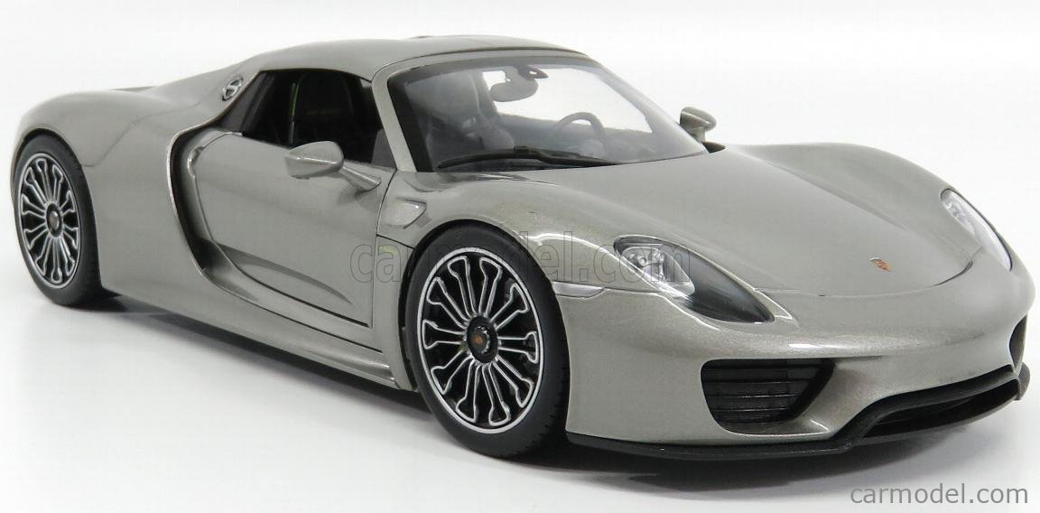 Welly 2015 Porsche 918 Spyder Hardtop (Closed) Grey Metallic 1:18