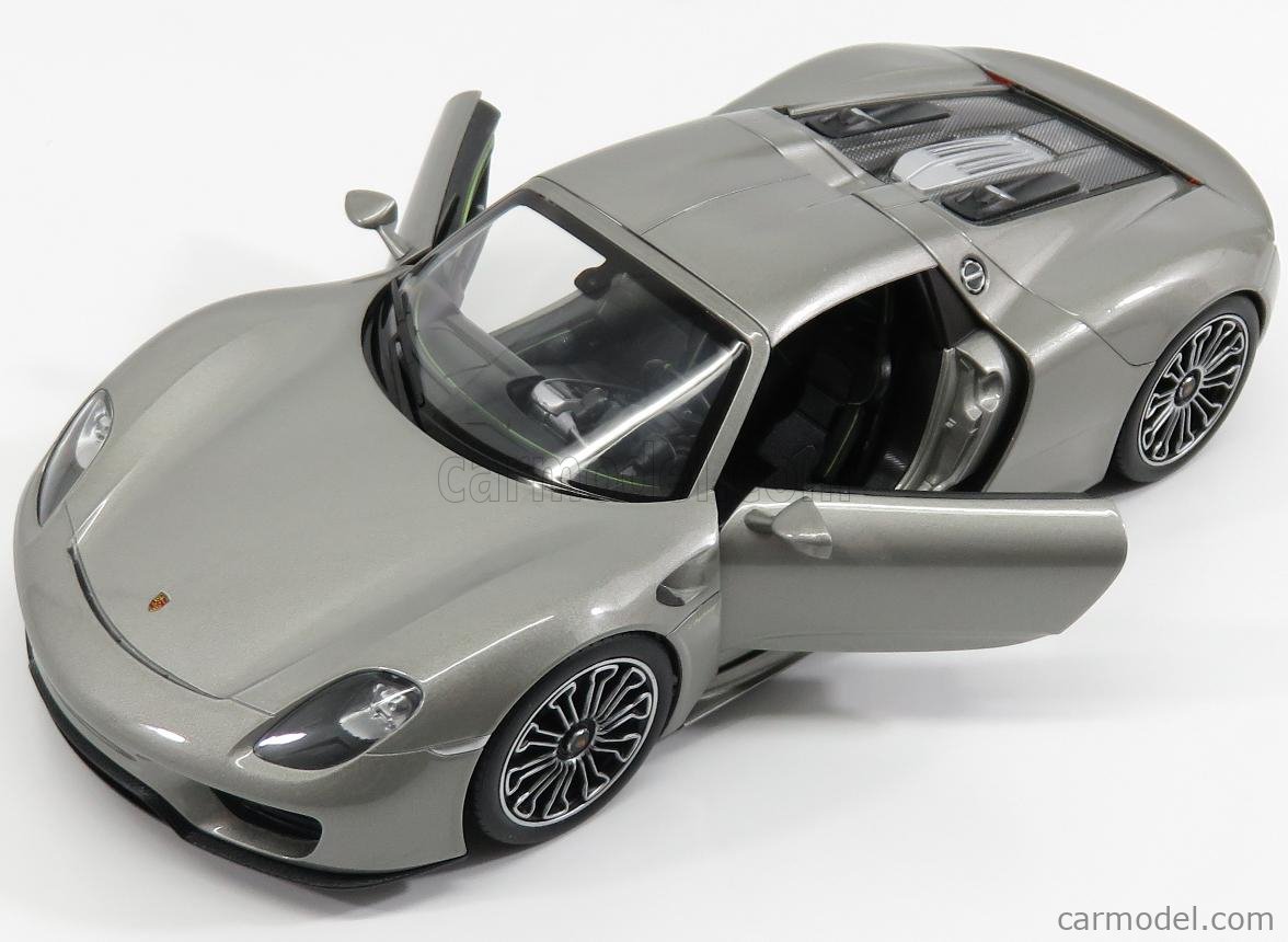 Welly 2015 Porsche 918 Spyder Hardtop (Closed) Grey Metallic 1:18