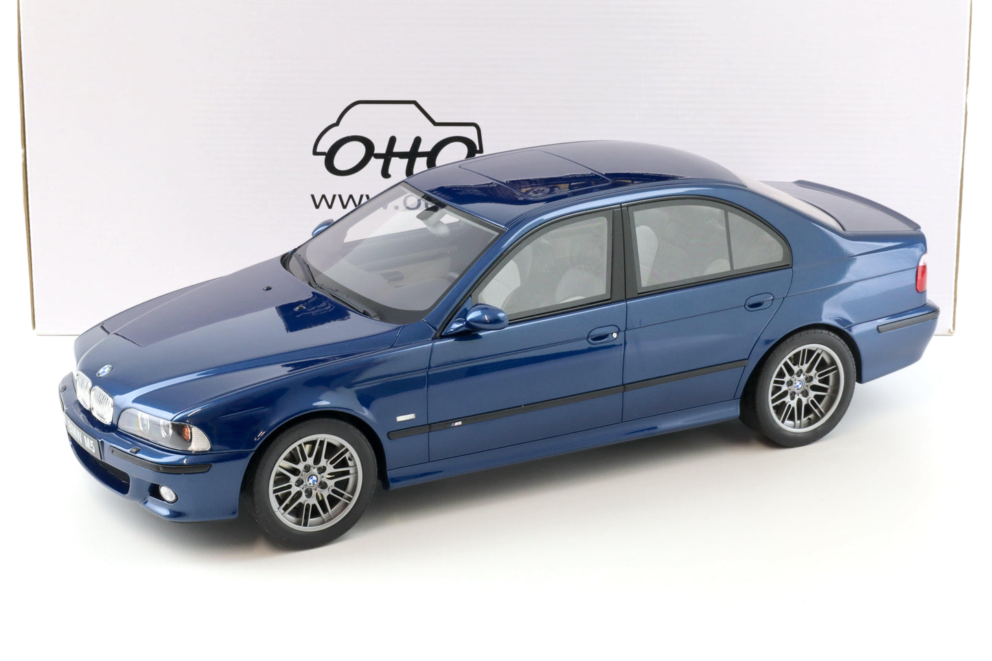 Otto 1998 BMW M5 E39 Avus Blue 1:12