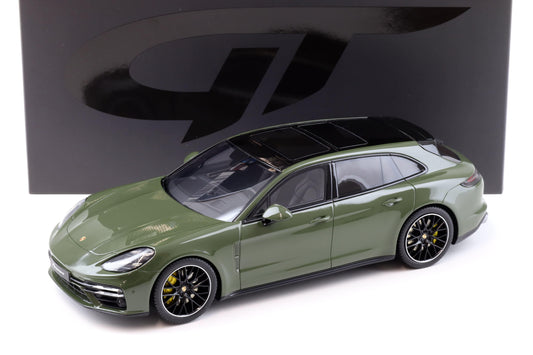 GT Spirit 2021 Porsche Panamera Turbo S Sport Turismo Green 1:18 Resin