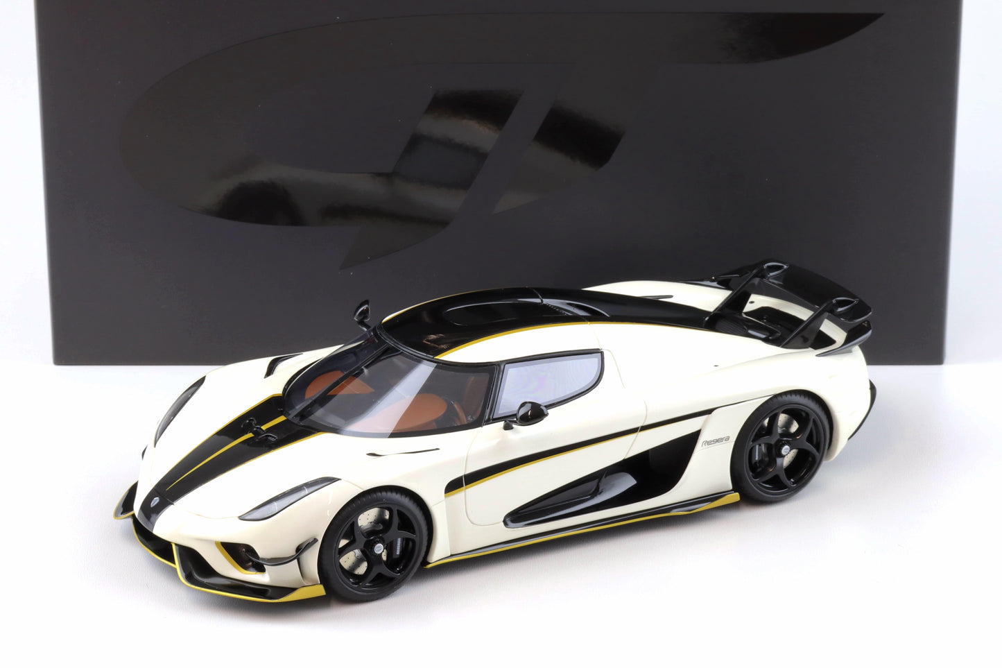 GT Spirit 2018 Koenigsegg Regera World Record Crystal White w/ Black Stripes & Gold Accents 1:18