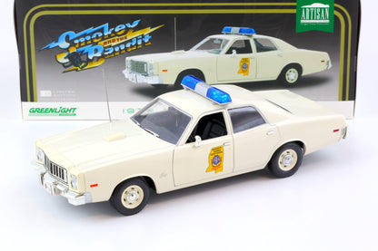 Greenlight 1975 Plymouth Fury Mississippi Highway Patrol Smokey & the Bandit Beige 1:18