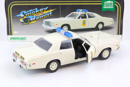 Greenlight 1975 Plymouth Fury Mississippi Highway Patrol Smokey & the Bandit Beige 1:18