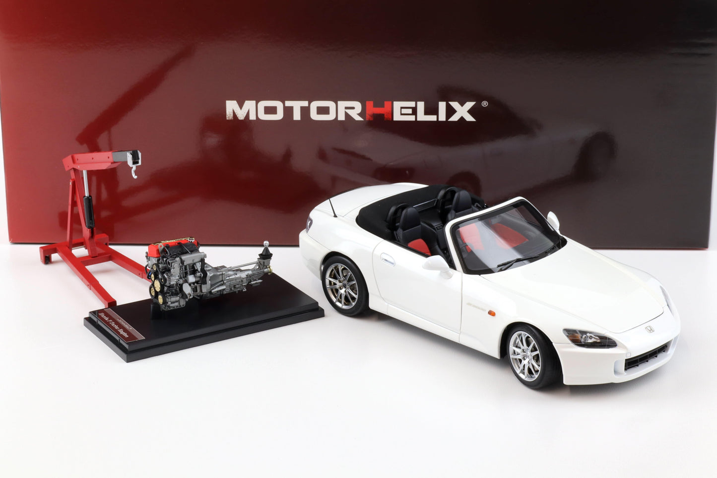 Motorhelix 2000 Honda S2000 (AP2) w/ Engine & Convertible Tops, Grand Prix White 1:18 LIMITED