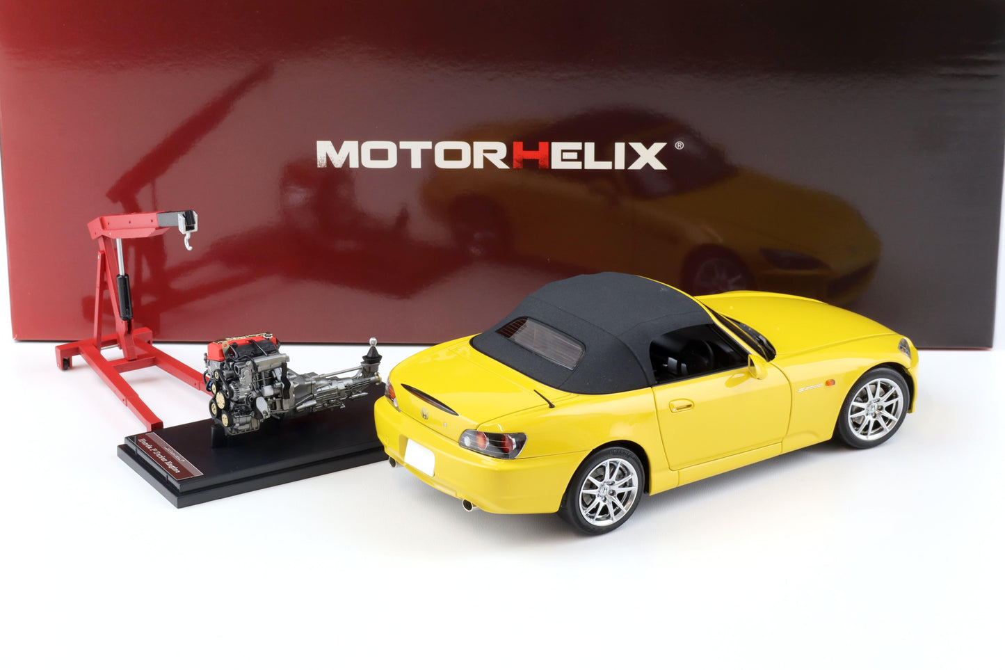 Motorhelix 2000 Honda S2000 (AP2) w/ Engine & Convertible Tops, Indy Yellow Pearl 1:18 LIMITED