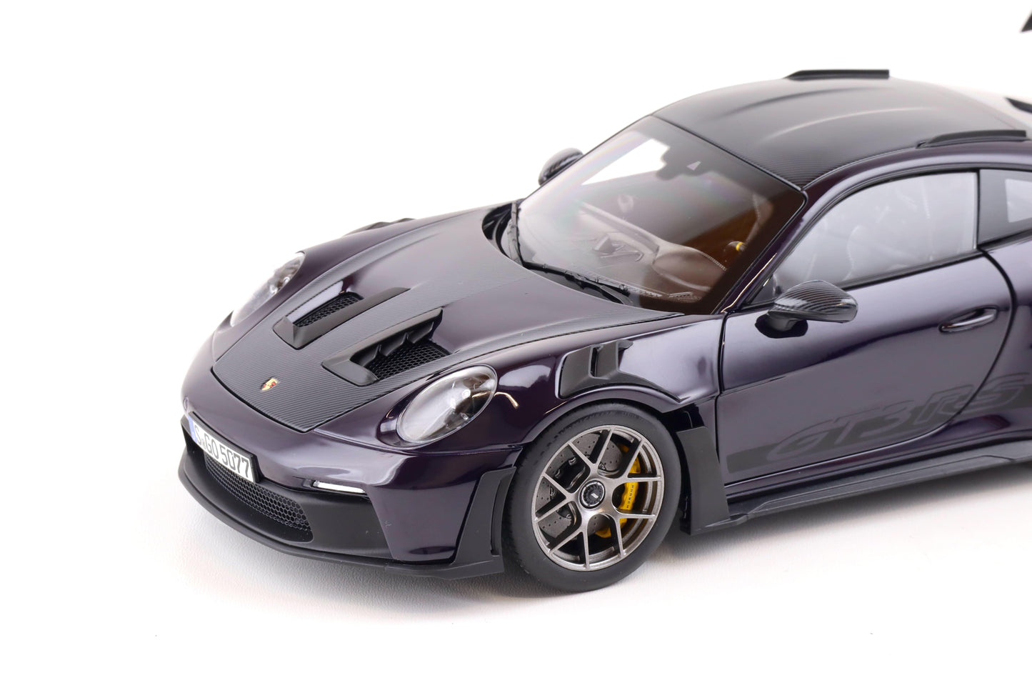 Norev Porsche 911 992 GT3 RS Weissach Pkg Viola Metallic 1:18 LIMITED