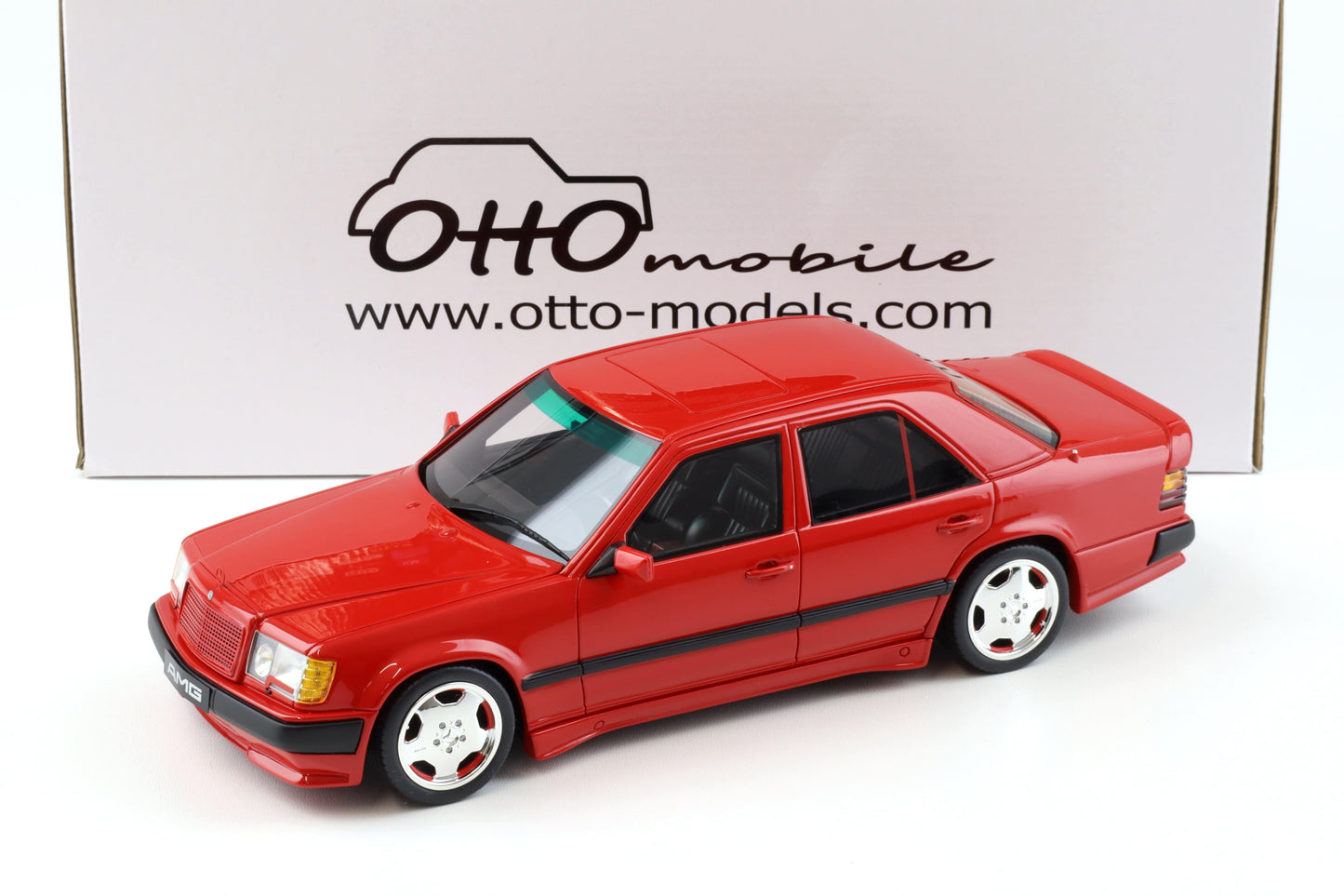 Otto 1987 Mercedes-Benz 300 E AMG 6.0 (W124) Signal Red 568 1:18