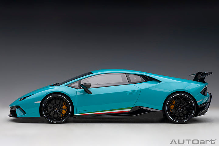 AUTOart Lamborghini Huracan Performante Blu Glauco (Solid Blue) 1:12