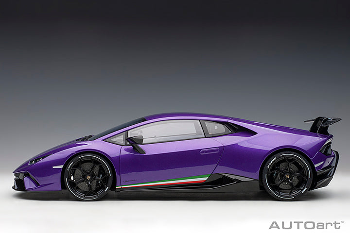 AUTOart Lamborghini Huracan Performante Viola Pearl Purple 1:12