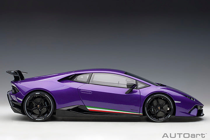 AUTOart Lamborghini Huracan Performante Viola Pearl Purple 1:12