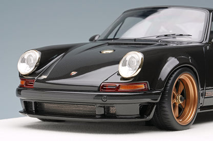 Make Up Co., Ltd / Eidolon 2023 Porsche 911 Singer DLS Full Exposed Carbon Fiber WITH DISPLAY 1:18