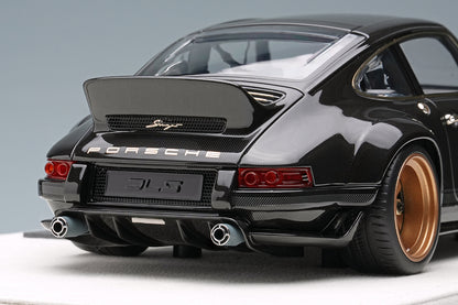 Make Up Co., Ltd / Eidolon 2023 Porsche 911 Singer DLS Full Exposed Carbon Fiber WITH DISPLAY 1:18