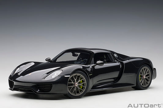 AUTOart Porsche 918 Spyder Weissach Package, Basaltschwarzmetallic (Black Metallic) 1:12