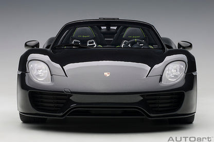 AUTOart Porsche 918 Spyder Weissach Package, Basaltschwarzmetallic (Black Metallic) 1:12