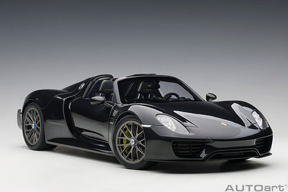 AUTOart Porsche 918 Spyder Weissach Package, Basaltschwarzmetallic (Black Metallic) 1:12