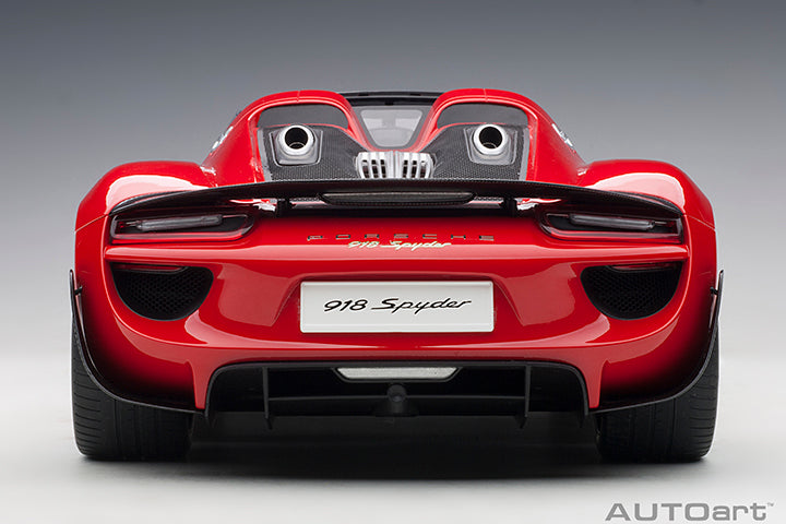 AUTOart Porsche 918 Spyder Weissach Package, Guards Red 1:12