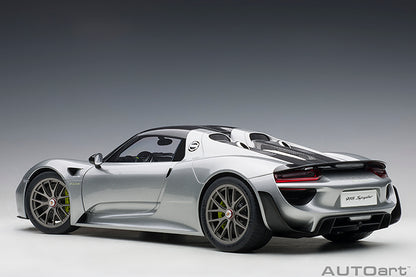 AUTOart Porsche 918 Spyder Weissach Package, GT Silver Metallic 1:12