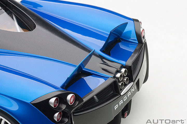 AUTOart Pagani Huayra Blue Metallic w/ Silver Wheels 1:12