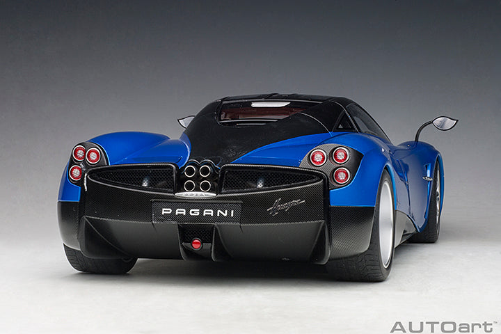 AUTOart Pagani Huayra Blue Metallic w/ Silver Wheels 1:12