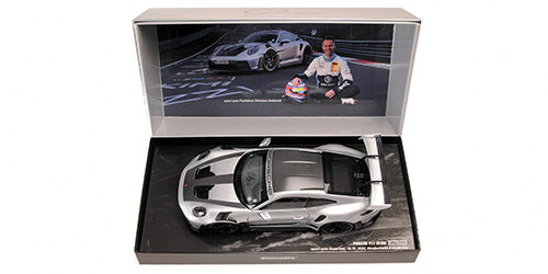 Minichamps 2022 Porsche 911 992 GT3 RS Silver w/ Weissach Package, Black Wheels w/ Clamshell Box 1:18 LIMITED