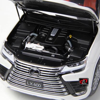 LCD 2024 Lexus LX600 White 1:18