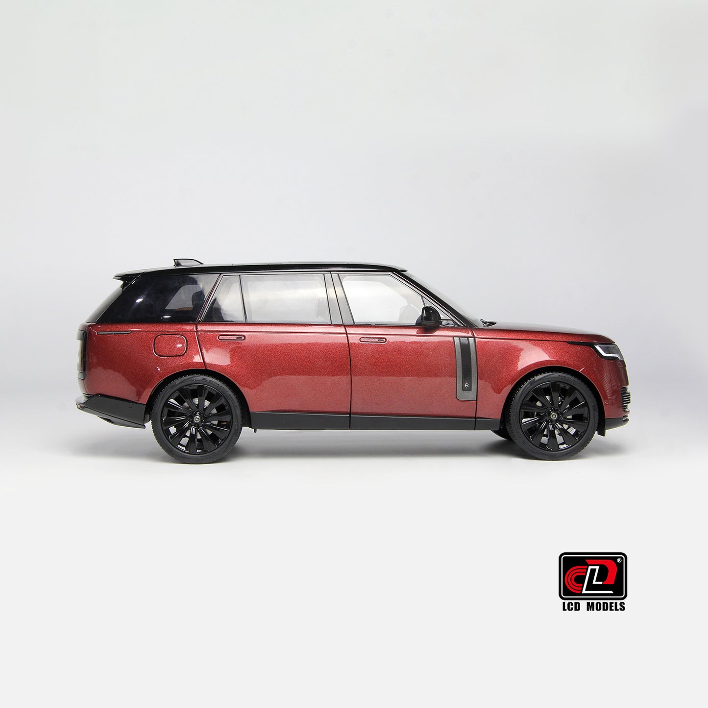 LCD 2022 Land Rover Range Rover SV Red w/ Black Wheels and Accents 1:18