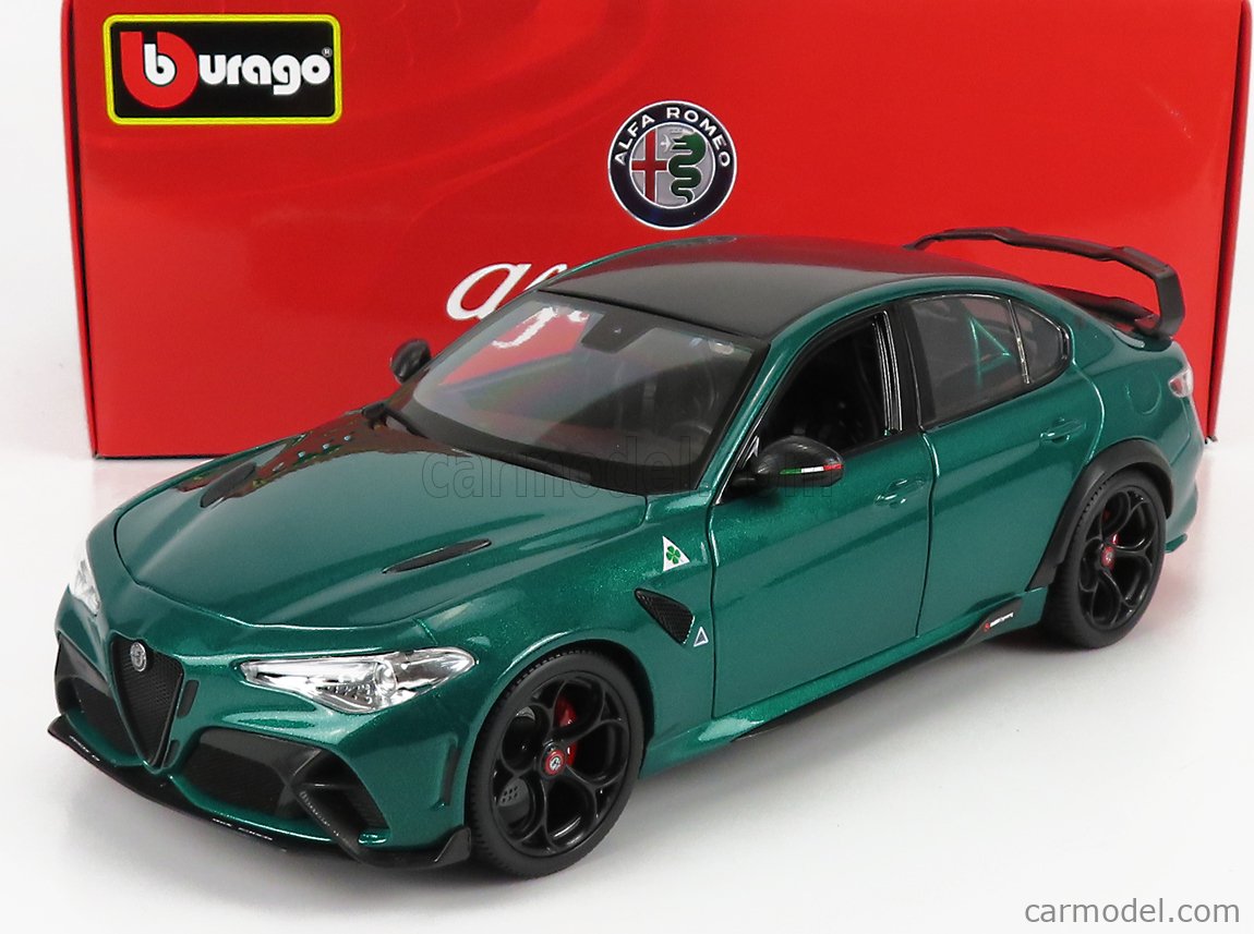 Bburago 2020 Alfa Romeo Giulia GTAm Verde Montreal Green 1:18