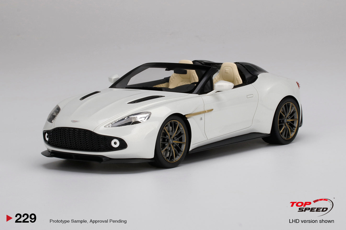 Topspeed 1:18 Aston Martin Vanquish Zagato Speedster Escaping White