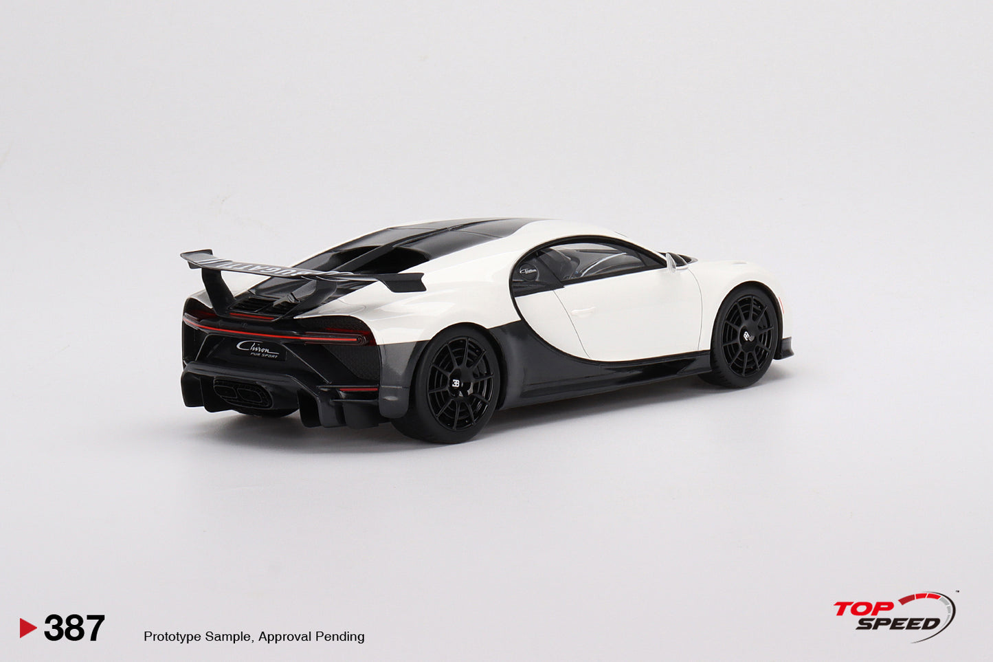 Topspeed  1:18 Bugatti Chiron Pur Sport White