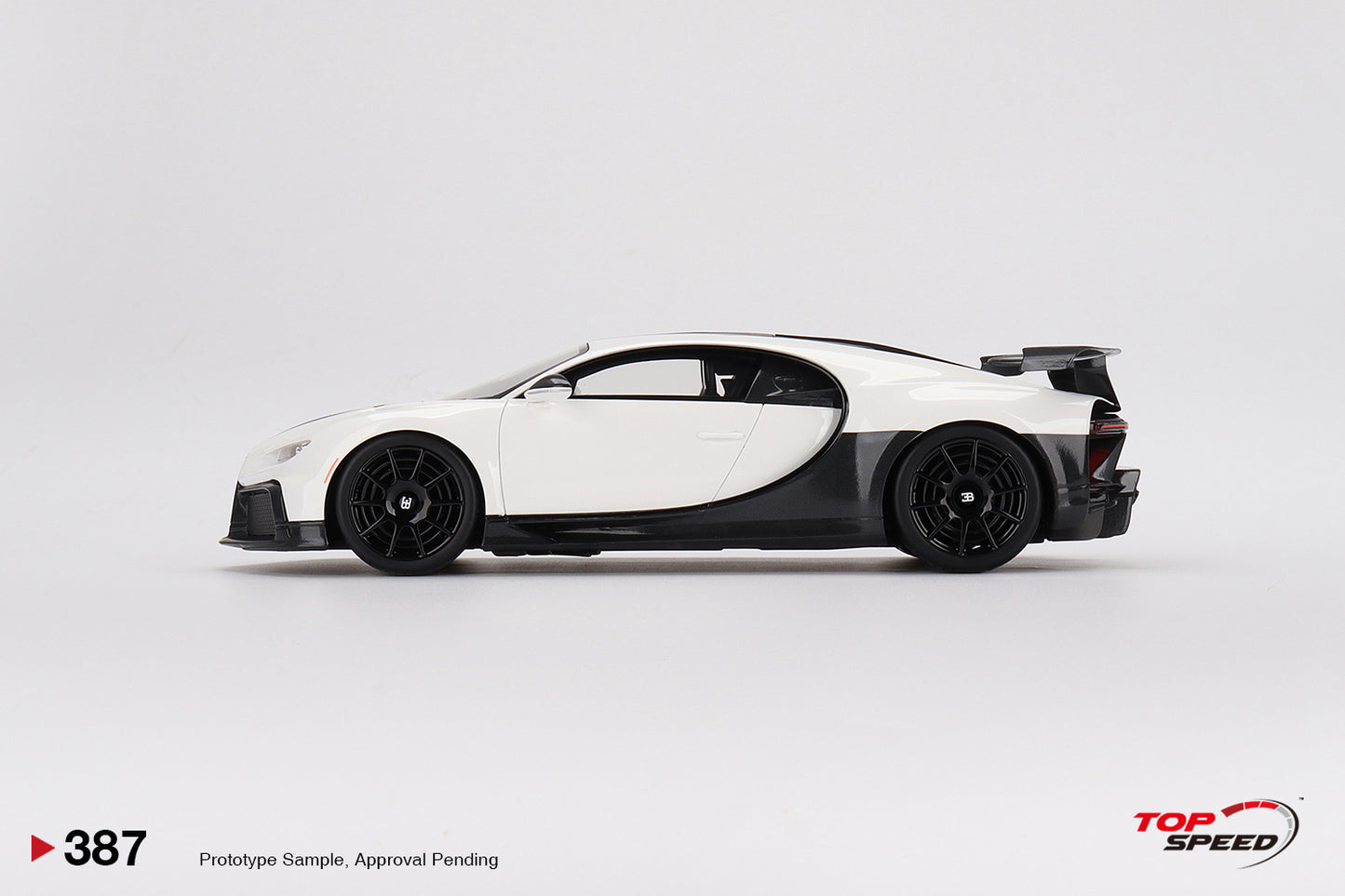 Topspeed  1:18 Bugatti Chiron Pur Sport White