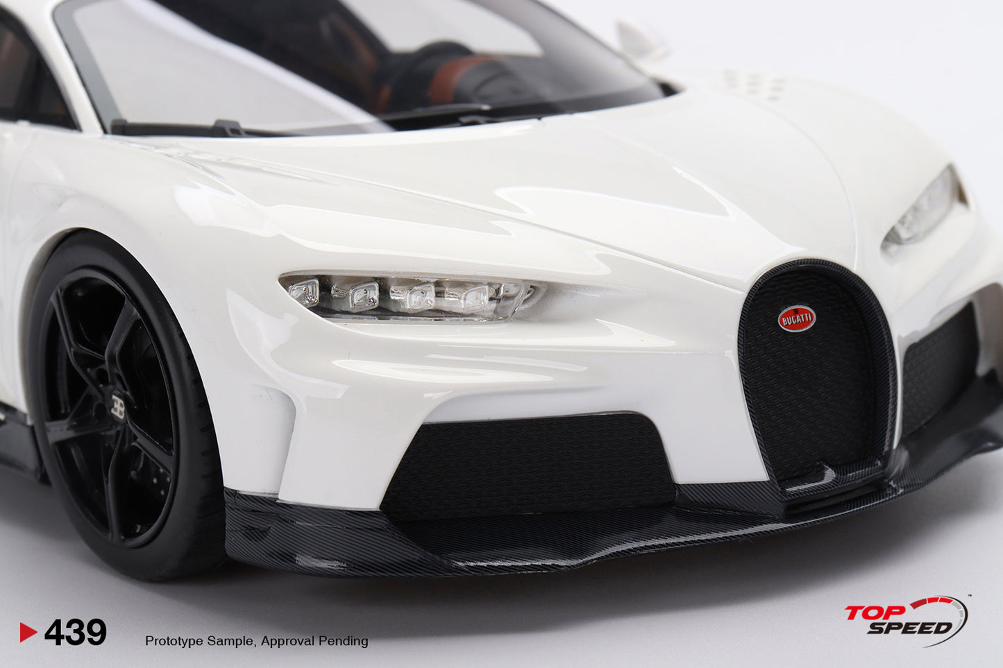 Topspeed 1:18 Bugatti Chiron Super Sport White