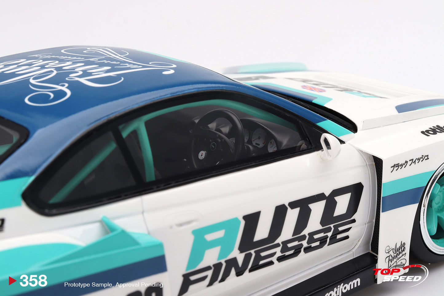 Topspeed 1:18 Nissan LB-Super Silhouette S15 SILVIA Auto Finesse