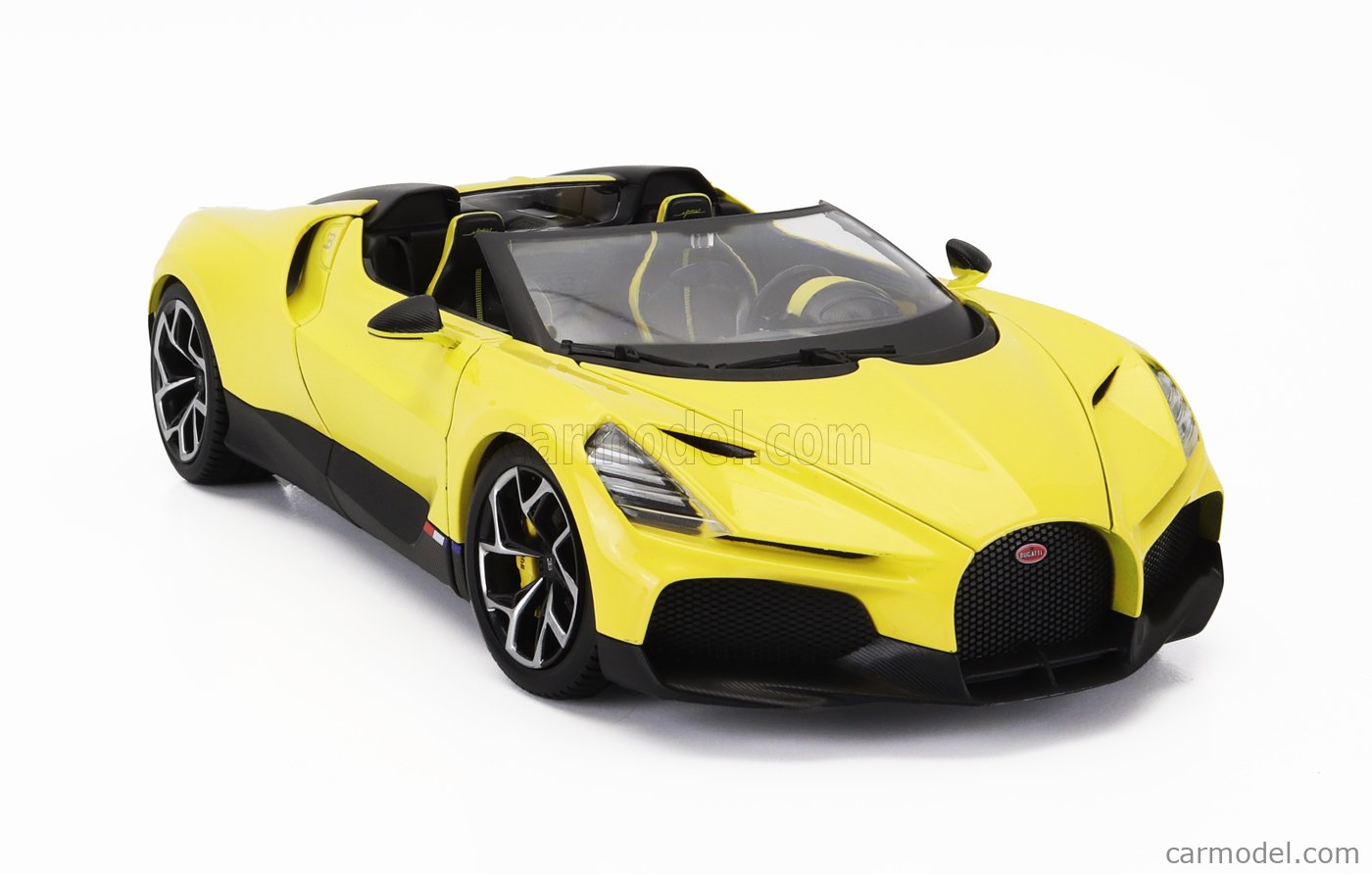 Bburago 2023 Bugatti W16 Mistral Yellow 1:18