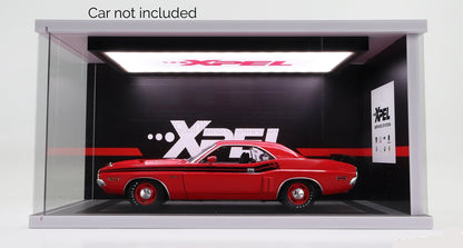 Xpel Garage Workshop Diorama - LED Display Case Acrylic 1:18