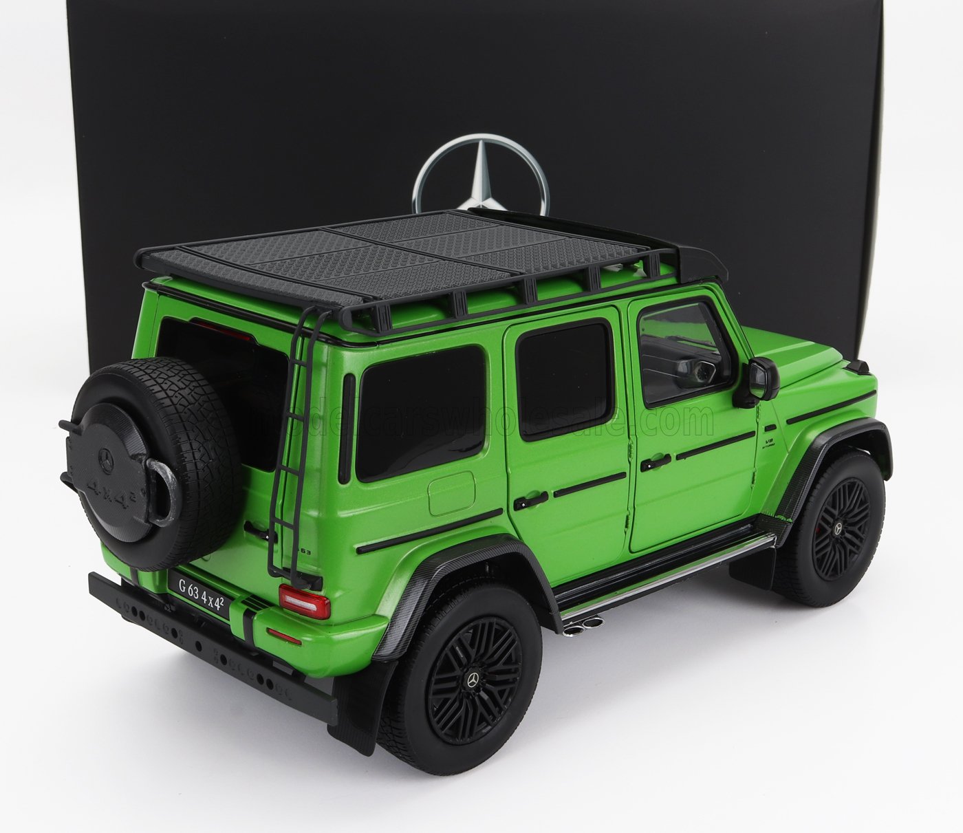 I-Scale 2020 Mercedes-Benz G63 4x4 G-Class 4.0 V8 Biturbo 585cv AMG Hello Magno Green 1:18