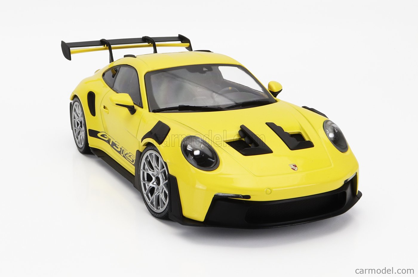 Minichamps 2023 Porsche 911 992 GT3 RS Yellow w/ Silver Wheels 1:18 SEALED, LIMITED EDITION