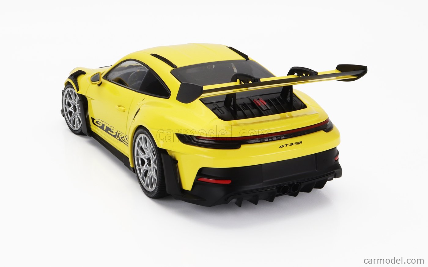 Minichamps 2023 Porsche 911 992 GT3 RS Yellow w/ Silver Wheels 1:18 SEALED, LIMITED EDITION