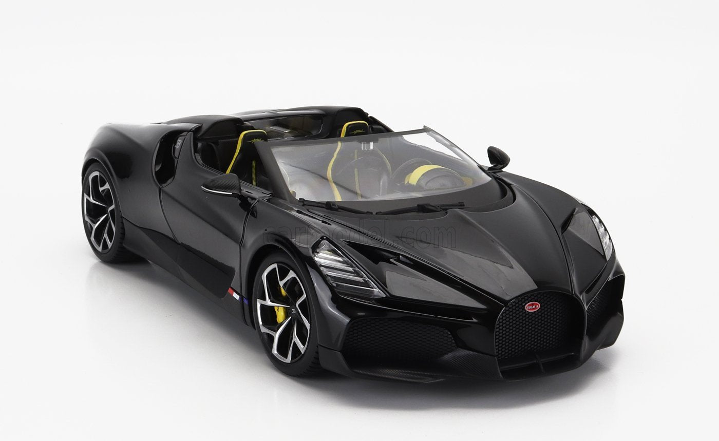 Bburago 2023 Bugatti W16 Mistral Black 1:18