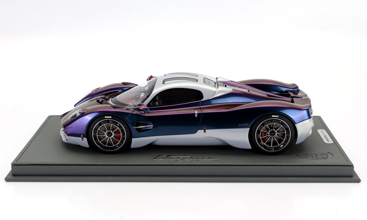 BBR 2022 Pagani Utopia Chameleon Purple Blue Metallic WITH DISPLAY 1:18