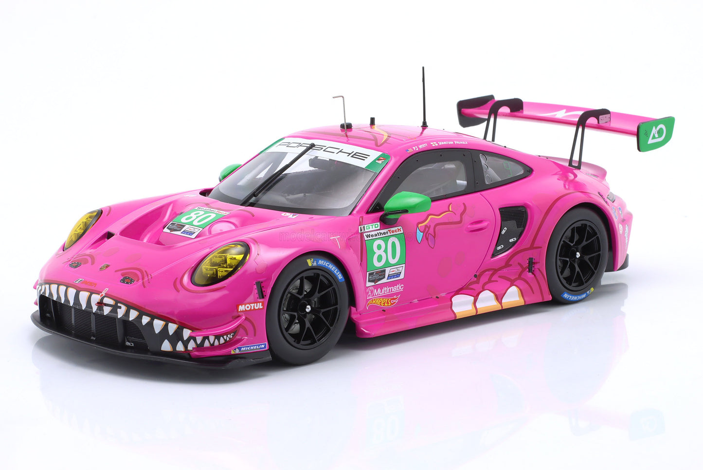 Ixo 2023 Porsche 911 992 GT3 R Roxy Team AO Racing No 80 IMSA USA GTD Class VA Raceway 2023 Lilac 1:18