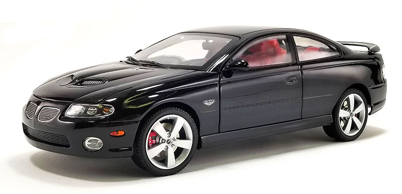 GMP 2006 Pontiac GTO 6.0 Coupe Black 1:18